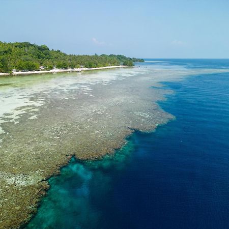 Reconnect - Private Island Resort & Dive Center Togean - Buka Buka Island Ampana Exterior photo