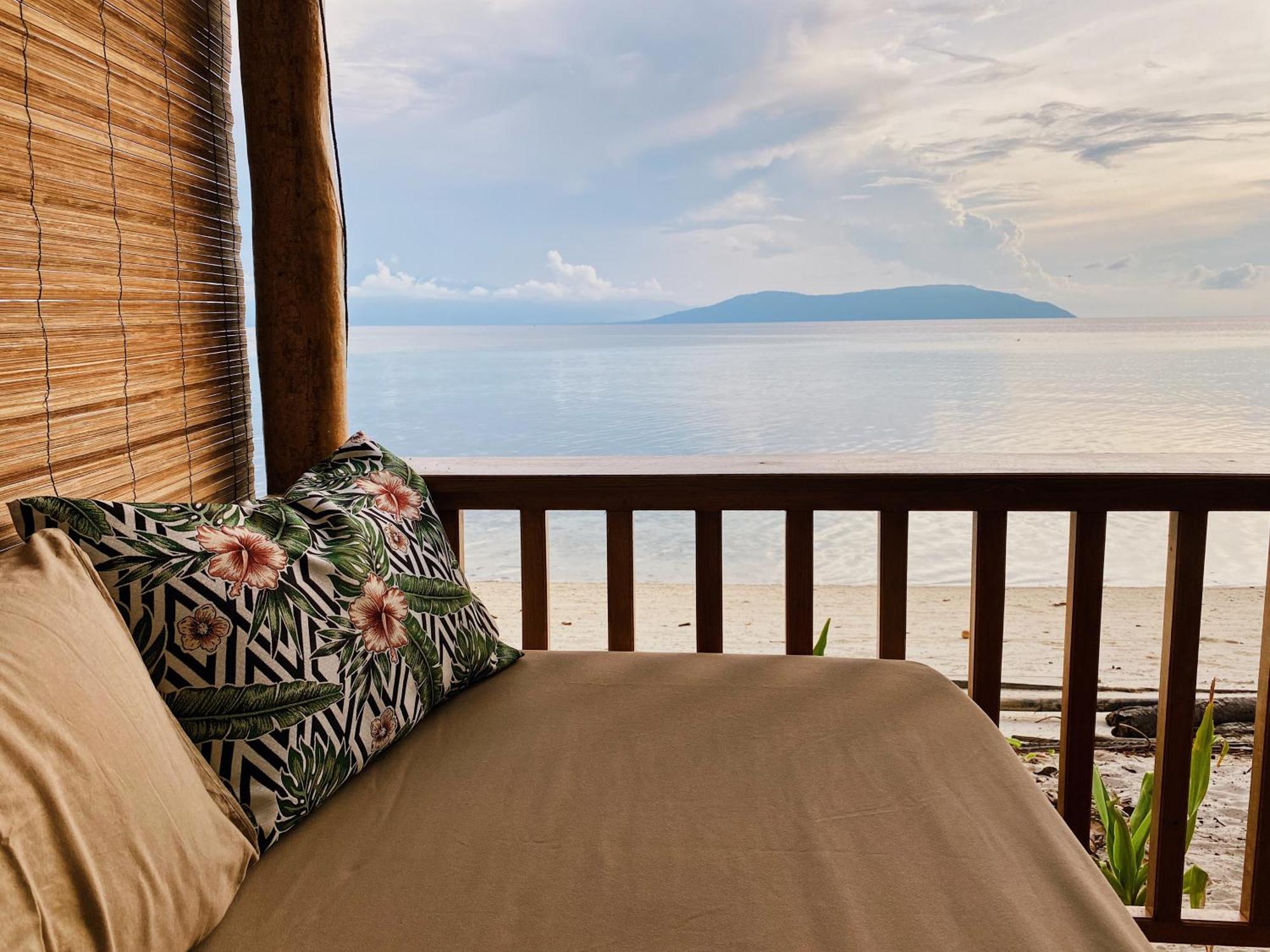 Reconnect - Private Island Resort & Dive Center Togean - Buka Buka Island Ampana Exterior photo